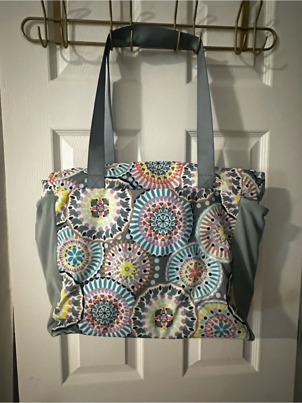 Vera Bradley Sunny Medallion Tote